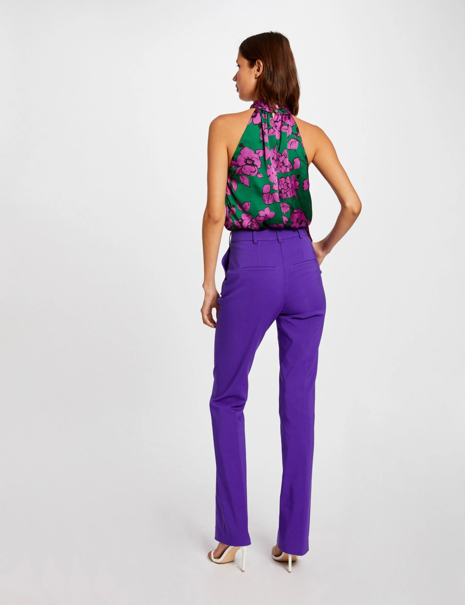 Blouse Sans Manches Imprimé Floral Violet Femme 2 Blouse Sans Manches Imprimé Floral Violet Femme – Image 2