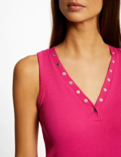 Débardeur Bretelles Larges Effet Côtelé Rose Fonce Femme 9 Débardeur Bretelles Larges Effet Côtelé Rose Fonce Femme -Mode de Reve Magasin debardeur bretelles larges effet cotele rose fonce femme vue4 32536300894360515