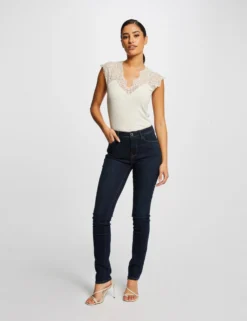 Débardeur Bretelles Larges En Dentelle Ivoire Femme -Mode de Reve Magasin debardeur bretelles larges en dentelle ivoire femme vue5 32536300823170203