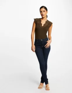 Débardeur Bretelles Larges En Dentelle Vert Kaki Femme 7 Débardeur Bretelles Larges En Dentelle Vert Kaki Femme -Mode de Reve Magasin debardeur bretelles larges en dentelle vert kaki femme vue5 32536300823170716