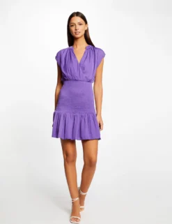Robe Ajustée Smockée Satin Sans Manches Violet Femme