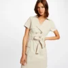 Robe Droite Boutonnée Ceinturée Beige Femme