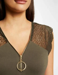 T-shirt Manches Courtes à Dentelle Vert Kaki Femme 9 T-shirt Manches Courtes à Dentelle Vert Kaki Femme -Mode de Reve Magasin t shirt manches courtes a dentelle vert kaki femme vue4 32536300901300715