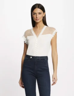 T-shirt Manches Courtes à Plumetis Ecru Femme