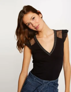 T-shirt Manches Courtes à Plumetis Noir Femme