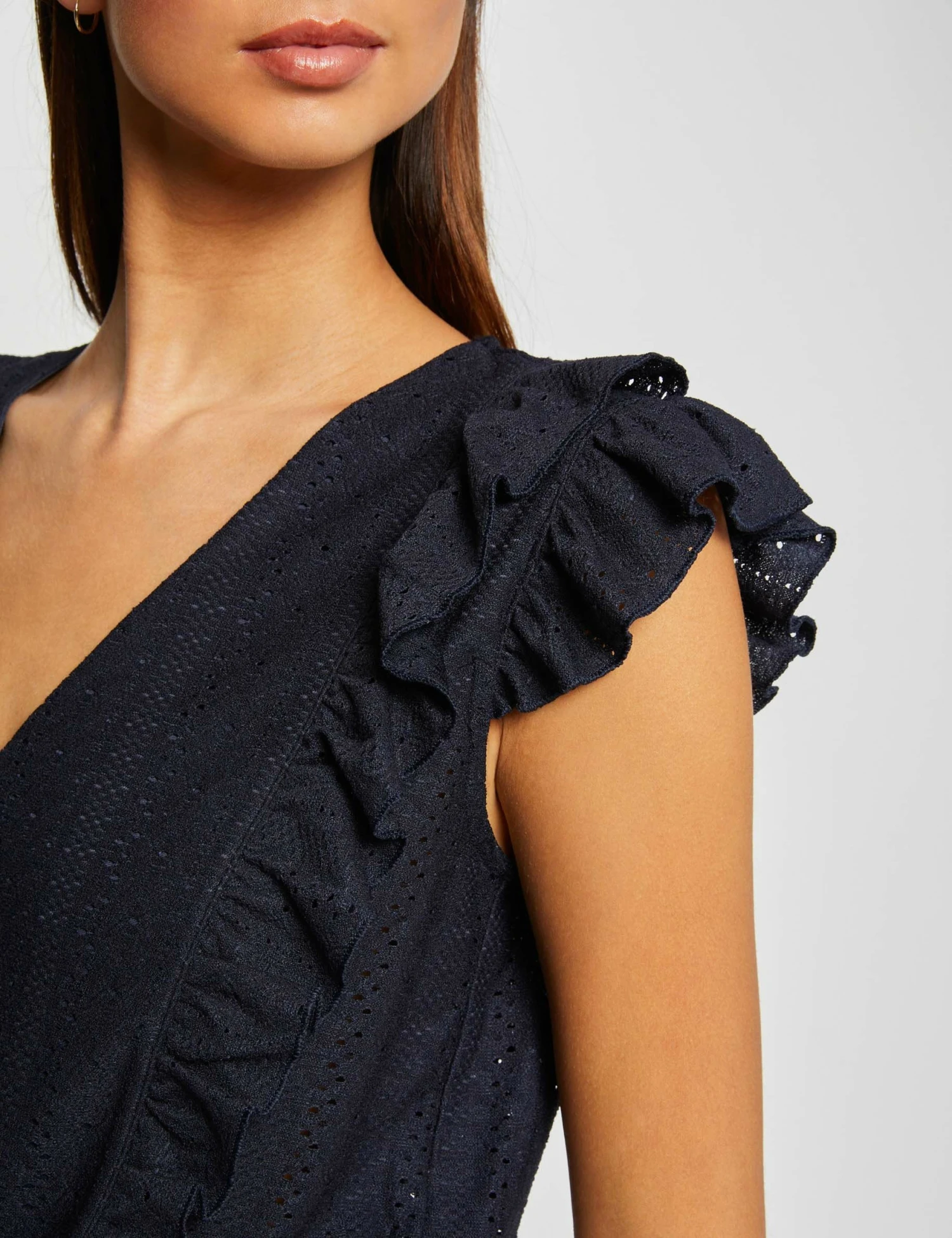 T-shirt Manches Courtes Brodé à Volants Marine Femme 5 T-shirt Manches Courtes Brodé à Volants Marine Femme – Image 5