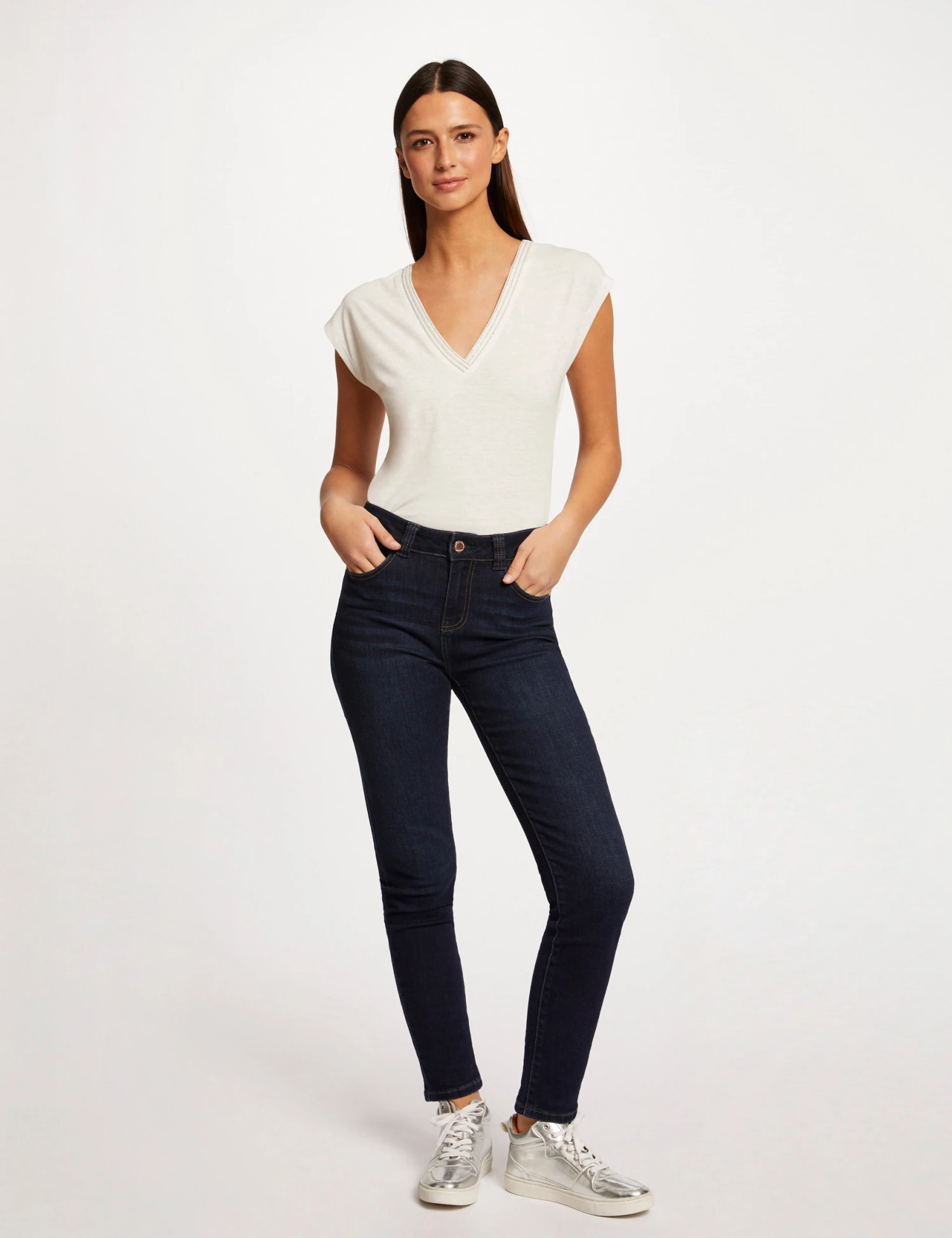 T-shirt Manches Courtes Col En V Ecru Femme 3 T-shirt Manches Courtes Col En V Ecru Femme – Image 3